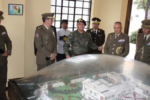 Visita institucional del JEME general de ejército Jaime Domínguez Buj a los Ejércitos de Brasil, Perú y Chile