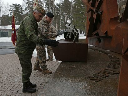 Visita del JEME al contingente desplegado en #Letonia en la misión NATO​ #eFP