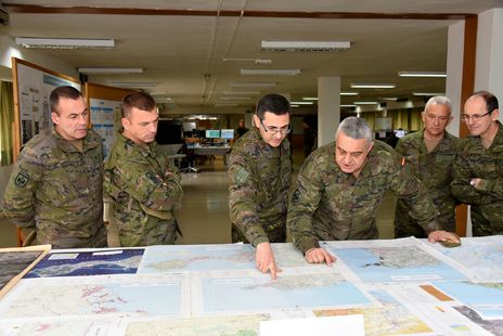 Visita institucional del JEME al Centro Geográfico del Ejército