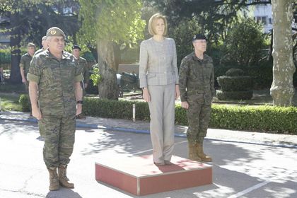 El JEME acompaña a la Ministra de Defensa Dña. María Dolores de Cospedal, en su visita a las unidades de Burgos, el 19 de abril de 2017.