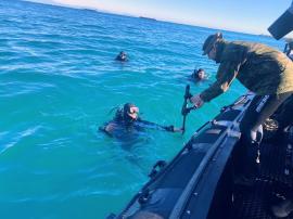 Pelotón de navegación y buceo