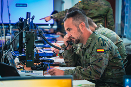 Célula en el puesto de mando de apoyo a retaguardia.