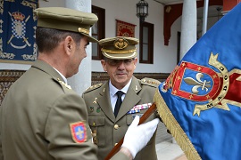 Intercambio del Guion de la Unidad  (Foto OCP Madoc)