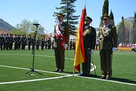 El General Ballenilla en la Toma de Juramento o Promesa a la Bandera (Foto OCP Madoc)