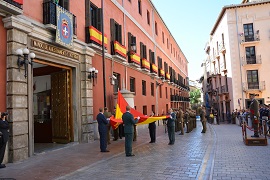 Izado de la Bandera de España