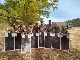 Patrulla de tiro ejercicio