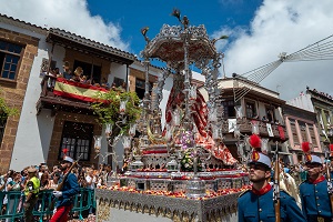Escolta a la Virgen del Pino