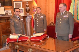 Toma de Posesión y entrega de