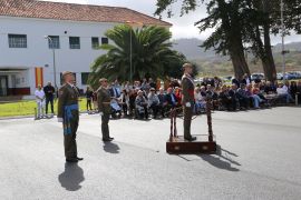 General que preside el acto