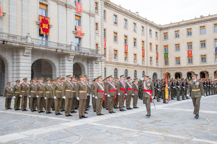 40º aniversario de la entrega de despachos de Teniente a la XLI Promoción de la Academia General Militar