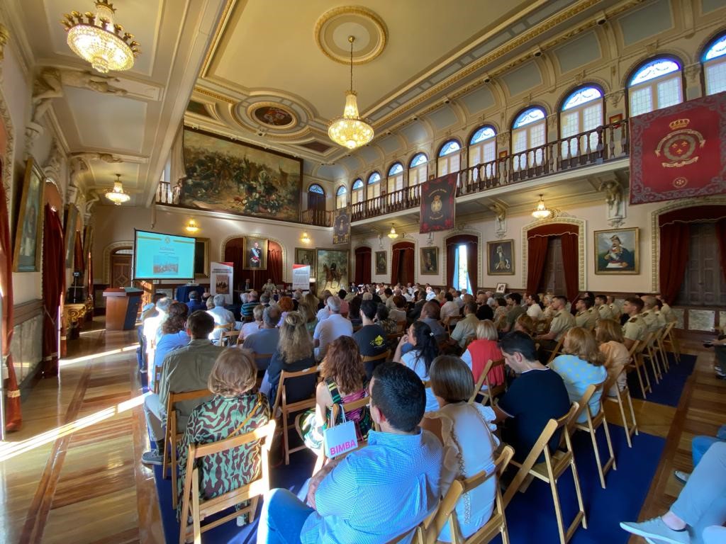 Vista del salón de actos de la Academia de Caballería