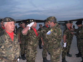 La bandera &ldquo;Roger de Flor&rdquo;  de la brigada paracaidista (BRIPAC) celebra el cincuenta aniversario de su creación 