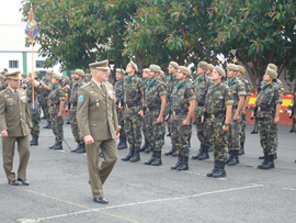 General Colás Campo reviews the formation