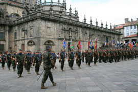 General Alonso with event participants 