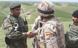 Los mandos de primer nivel del Ejército afgano son ahora el objeto de la labor de asesoramiento