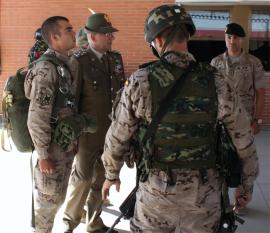 The Chief of the Italian Army Staff during his visit of the Paratroops Brigade