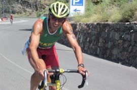 El comandante Parejo en la competición