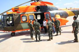 La alcaldesa, con un aparato del BHELEME II