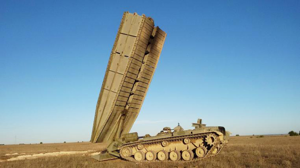 Práctica con el lanzapuentes tipo tijera