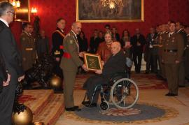 Homenaje al teniente Paredes en La Coruña