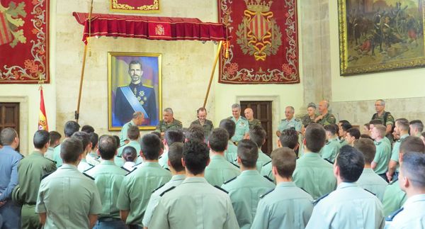 El TG. Varela recibió a los cadetes de la G. Civil 