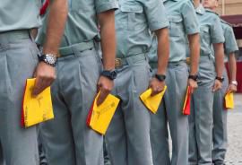 Los cadetes con la Bandera de "percha"