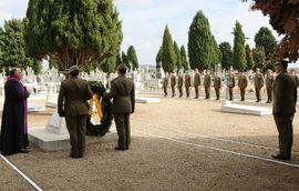 Tribute at "El Carmen" cemetery in Valladolid