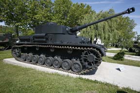 Panzer IV (Pz kw. IV Ausf H Tank)