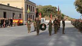 Homenaje acto a los que dieron su vida por España.