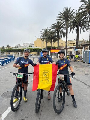 Componentes del equipo Academia General Básica de Suboficiales.