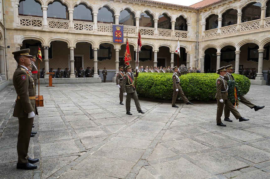 8 Estandarte de la Academia de Artillería