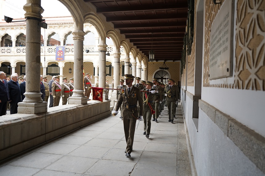 9 Homenaje a los caídos por España