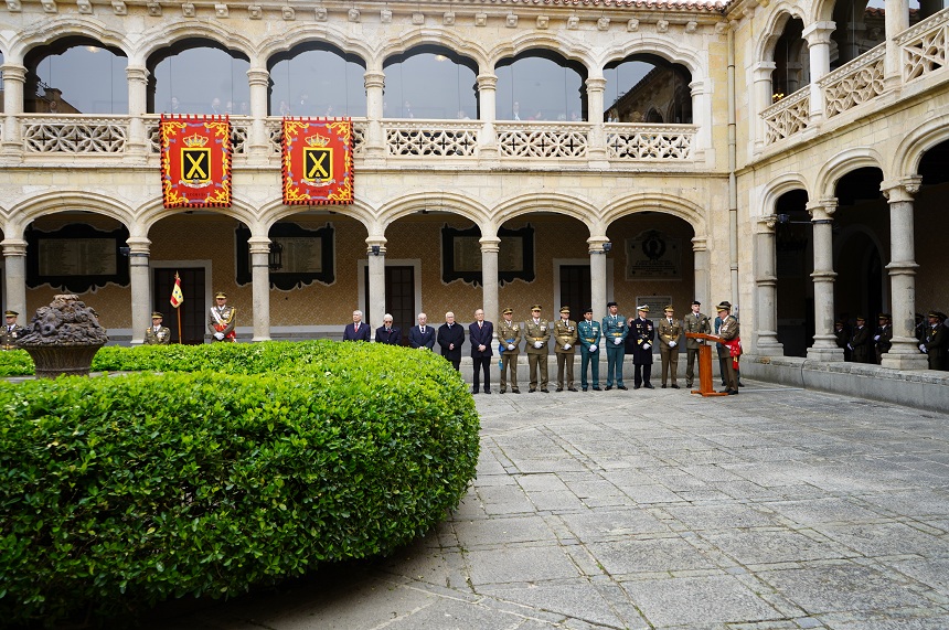 3 TG Campo Loarte saludando a la 274 promoción