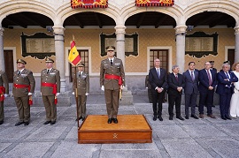 General de brigada De Felipe presidiendo el acto