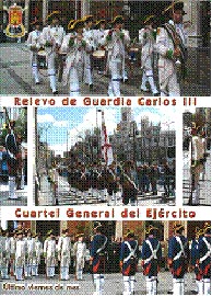 Relevo de la Guardia Carlos III en el Palacio de Buenavista, sede del Cuartel General del Ejército