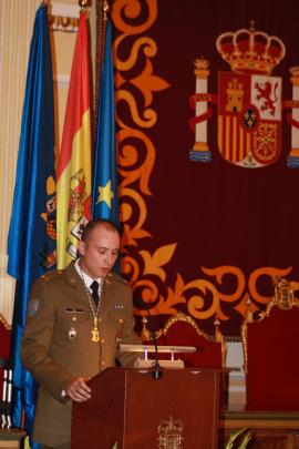 Alocución del teniente Gras durante el acto