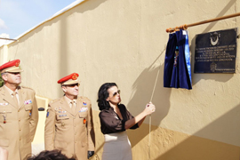 M.&ordf; Antonia Garbín descubrió la placa conmemorativa (Foto:COMGEMEL)