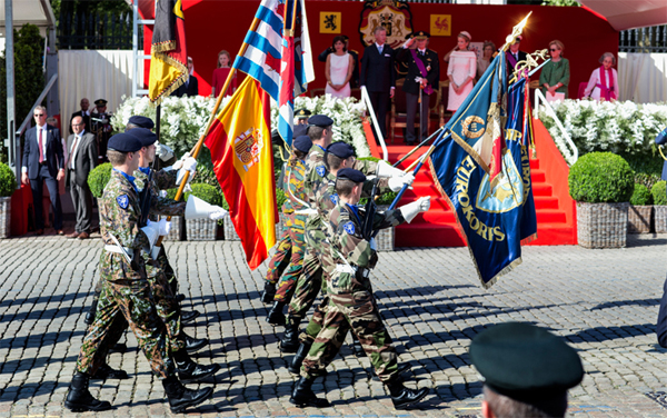 Desfile en el Día Nacional de Bélgica