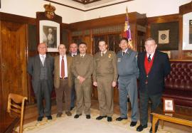 El director de la Academia recibe a los visitantes (Foto:ACART)