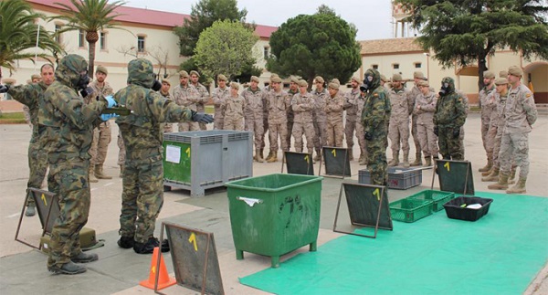 Práctica realiza durante la visita al Regimiento