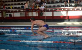 Participante en la prueba de natación en Zaragoza