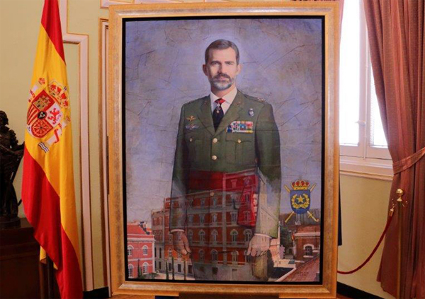 recomendar pulgada Camion pesado La Escuela de Guerra recibe un original retrato del Rey Felipe VI - Lurreko  Armada