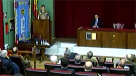 Introducción del coronel, previa a la conferencia