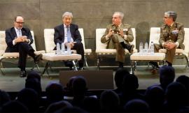 Participantes en la presentación de la feria