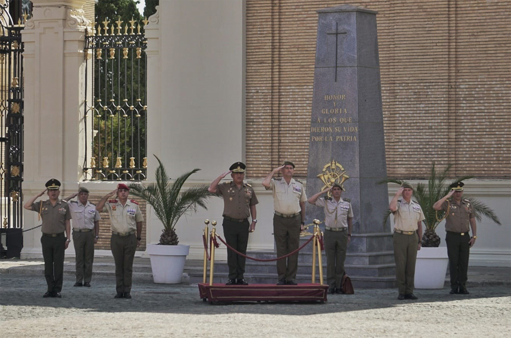 Visita a la Academia General Militar, en Zaragoza 