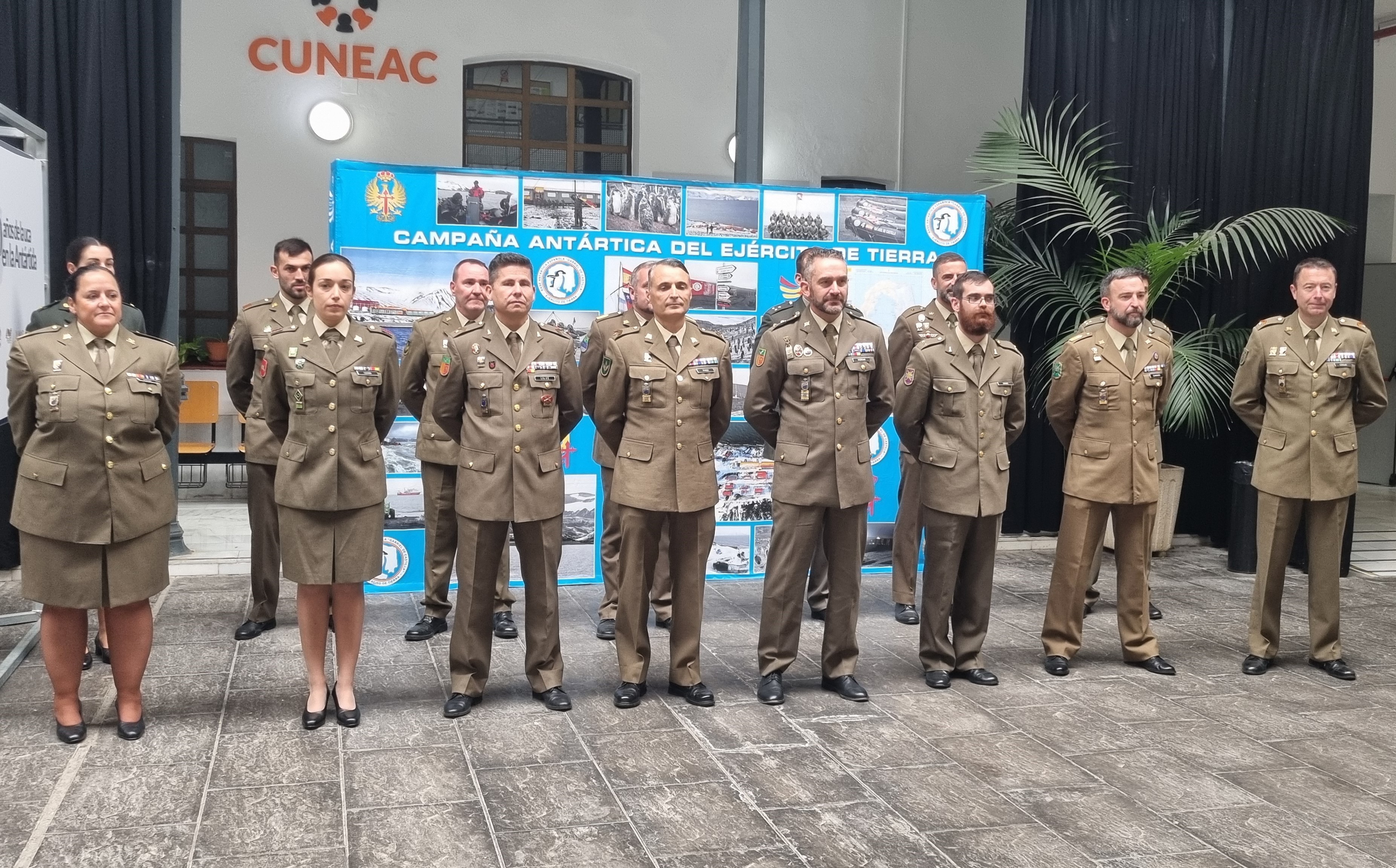 Presentación de la aportación del Ejército a la XXXVIII Campaña Antártica española