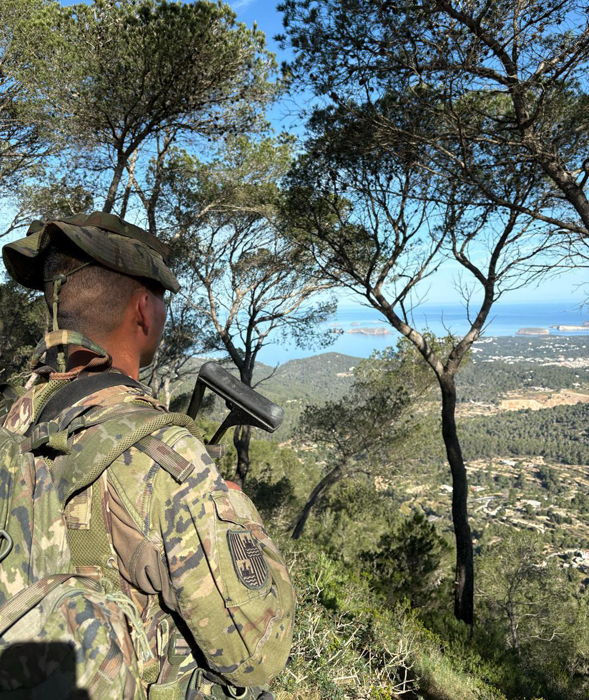 Las patrullas realizan misiones de vigilancia