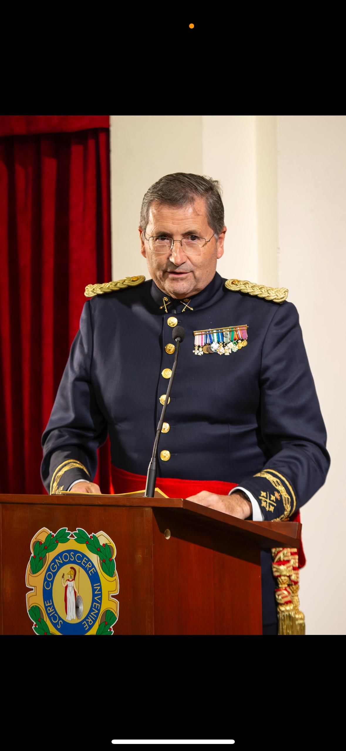 Acto de ingreso como académico de mérito del JEME  en la Academia de las Ciencias y las Artes Militares