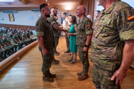 Imposición de condecoraciones