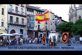 Arriado de Bandera en la Plaza Mayor de Segovia